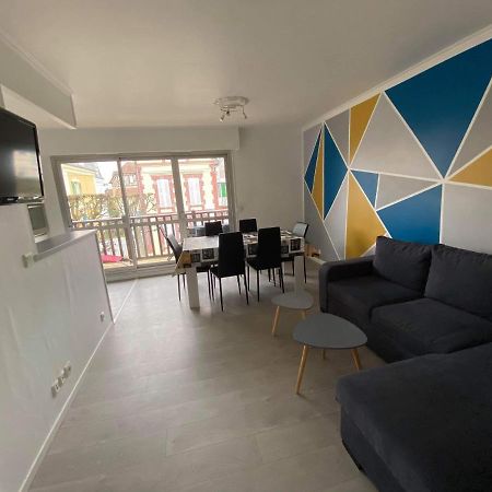 Cabourg Centre, Appartement Pour 4 Personnes A 100M De La Mer 외부 사진